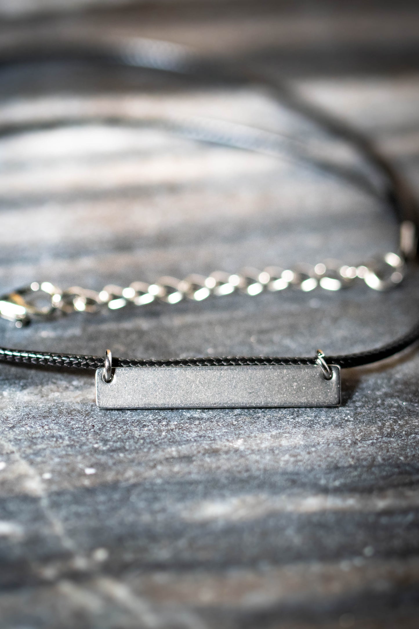 Avlång halsband med egen gravyr