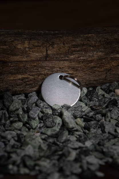 Elegant och personlig – rund aluminiumtag