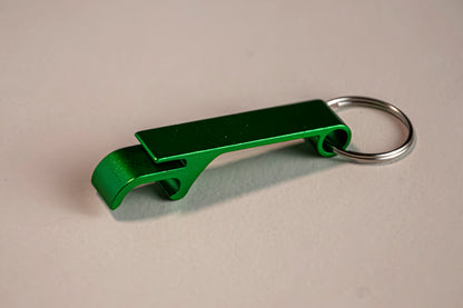 Personlig kapsylöppnare med gravyr – flera färger