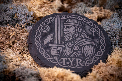 Skifferunderlägg i vikingastil – mixa dina motiv