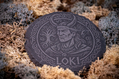 Skifferunderlägg i vikingastil – mixa dina motiv