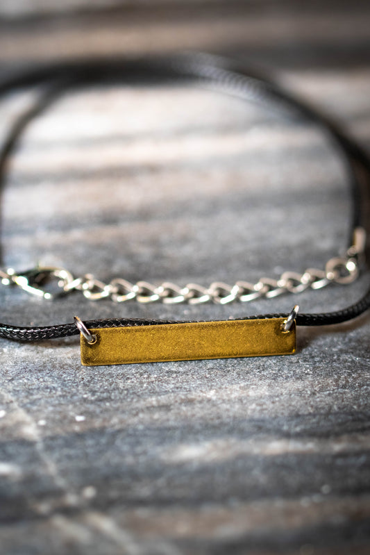 Avlång halsband med egen gravyr