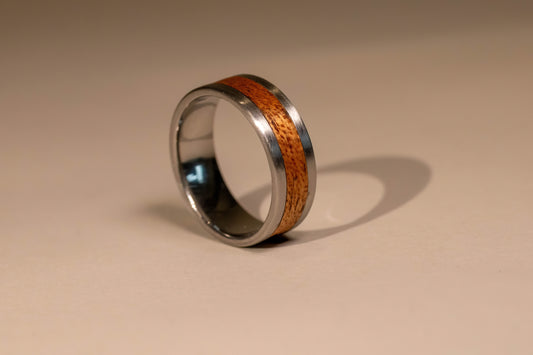 Ring #S07 – Stålring med Mahogny