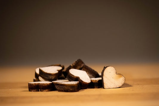 Laserskurna Trähjärtan i Lindträ (Basswood)